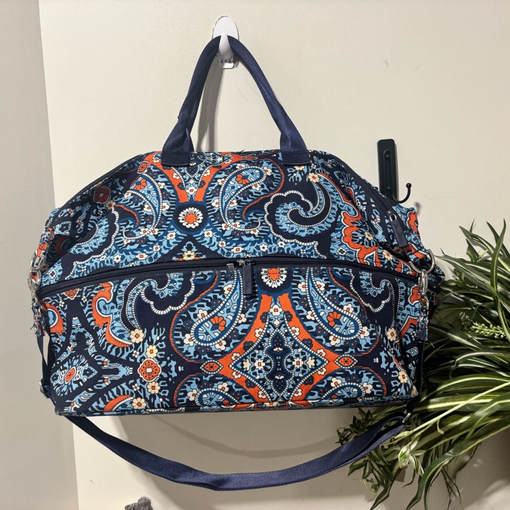 ❤️Vera Bradley Expandable Weekender Bag in Marrakesh - Picture 3 of 5